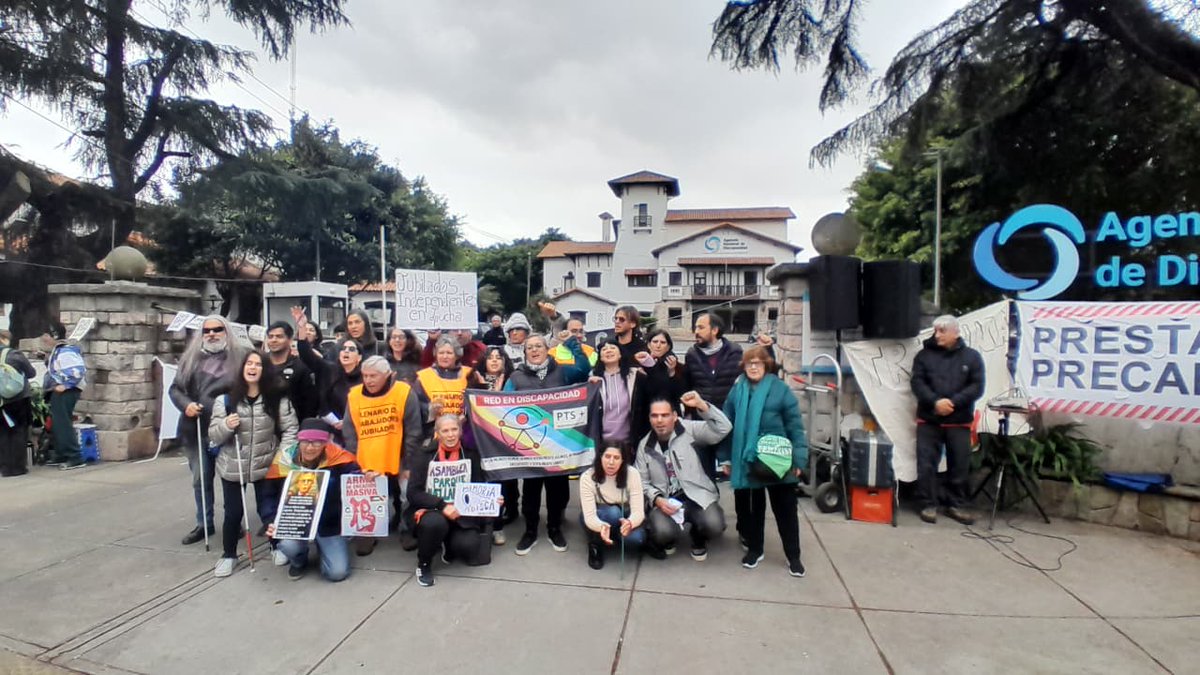 Plenario de Trabajadores Jubilados tweet media