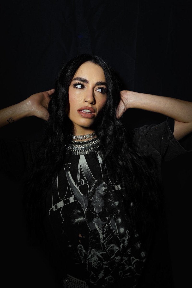lalioficial's tweet photo. 😈🖤 https://t.co/qMq7xbUkc0