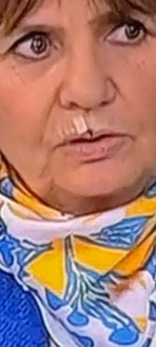 Pov: es fin de mes y te alcanzo para la minora.!