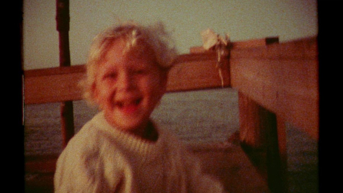 screenscaps's tweet image. paris, texas (1984) dir. wim wenders