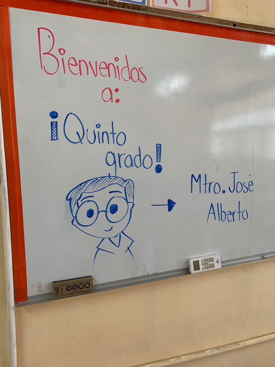 gané un torneo después de tres meses de estar inactivo, hoy fue mi primer día como maestro titular y siento que estoy acompañado de gente increíble en este momento

life is amazing man