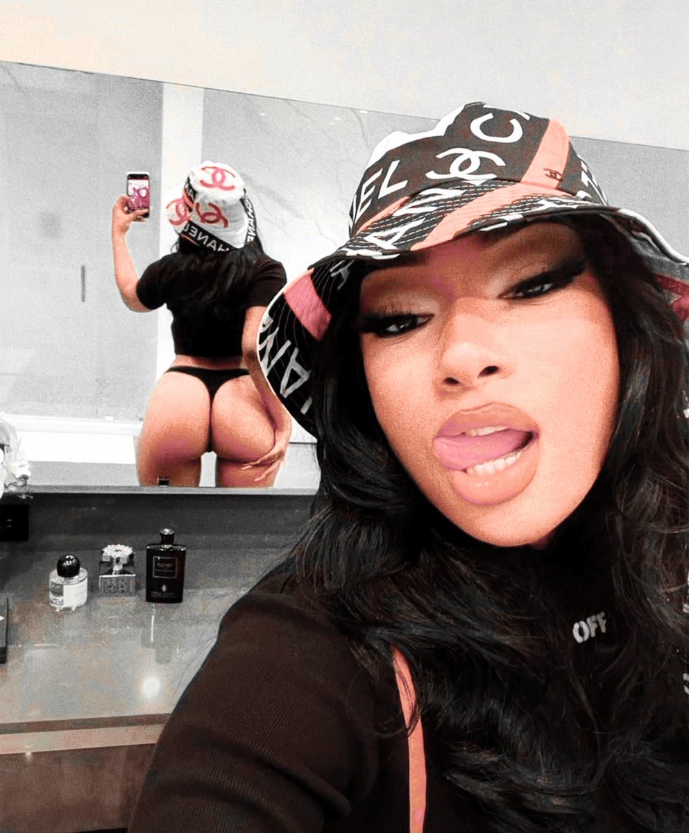 ahh . 👅