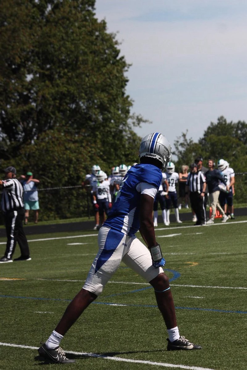 Derrius “D1” Jones (@derriusjoness) on Twitter photo Week 1 ⛰️ hudl.com/v/2SYt1C Week 1 ⛰️ hudl.com/v/2SYt1C