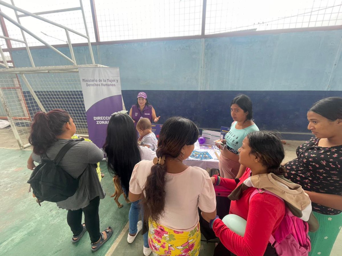 DDHH_Zona8's tweet photo. 📍#Durán
📌Participamos en la Brigada Social en el recinto Rosa Elvira, acercando servicios y sensibilizando sobre la prevención de la violencia de género, garantizando acceso a derechos y entornos libres de violencia.

#ElNuevoEcuador https://t.co/iTyQhTNJeD