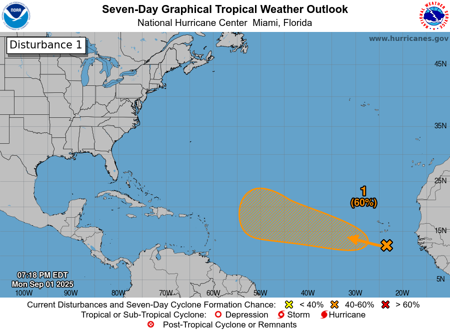 meteoccs's tweet photo. #01Sep | El Centro Nacional de Huracanes continúa vigilando el disturbio asociado a la Onda Tropical 34 de la temporada, ubicado al sur de las islas de Cabo Verde, el cual está produciendo áreas de aguaceros y tormentas eléctricas desorganizadas. A este sistema le han aumentado.. https://t.co/Yk5tO7PGKc