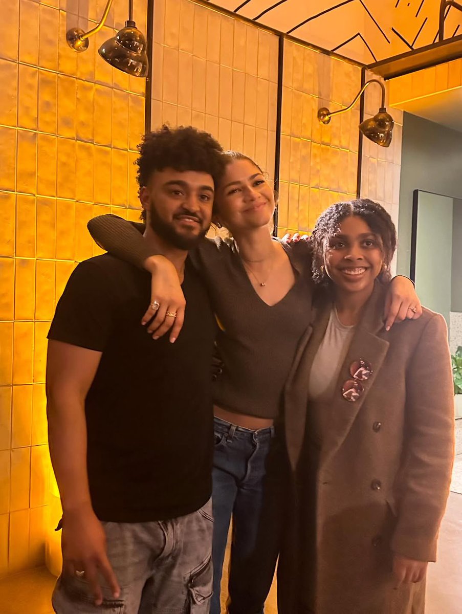 Zendaya's cousin Cubb Coleman shares a birthday post for Zendaya, \, image size:903x1200