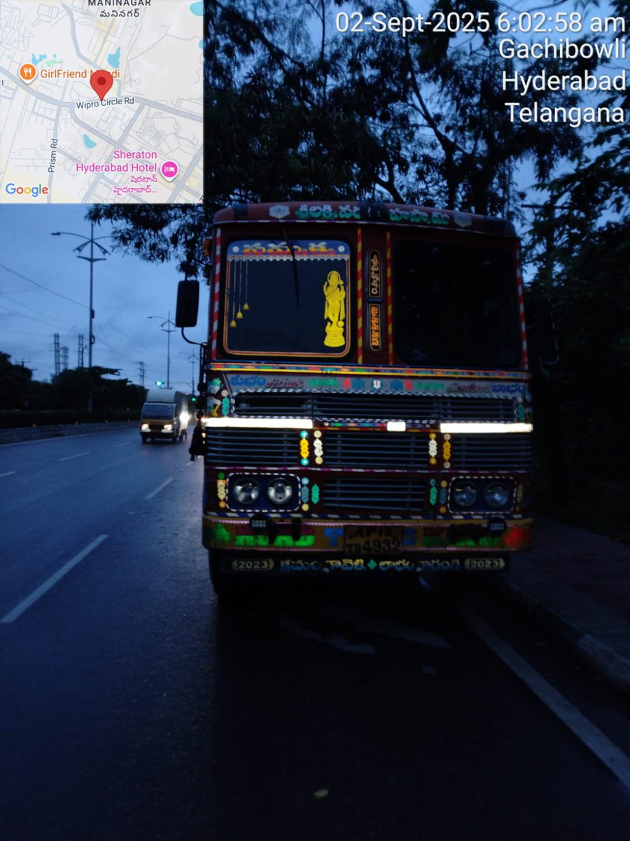 CYBTRAFFIC's tweet image. 🛑 Traffic Alert – Vehicle Breakdown 🛑

🚛 One Water Tanker Broken Down
📍 Location: Near TNGOs Signal, towards Gowlidoddi
⚙️ Issue: Mechanical Breakdown
🚧 May cause traffic congestion.

#TrafficAlert
 #CyberabadTraffic
 #VehicleBreakdown
 #TNGOsSignal
 #Gowlidoddi
 #DriveSafe