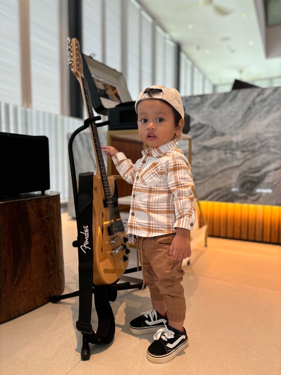 Last August I had to be away from Lutfy for 10 days. To make it up, we treated him to a belated birthday getaway, redeeming his reward and celebration pass with a trip to Legoland &amp; HRH Desaru Coast during the Merdeka holiday 🇲🇾