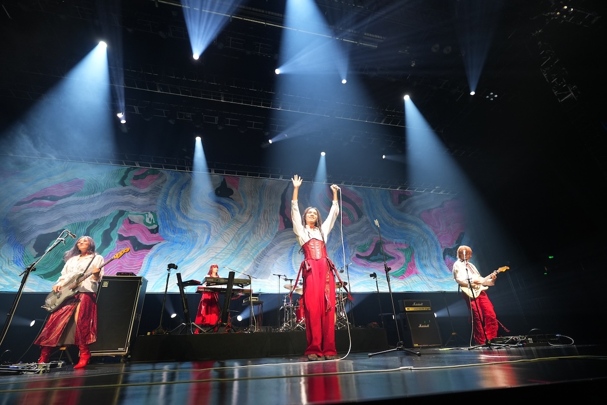 #女王蜂　約3,000人が熱狂、2023年以来の上海で海外ツアーが開幕
 spice.eplus.jp/articles/340498