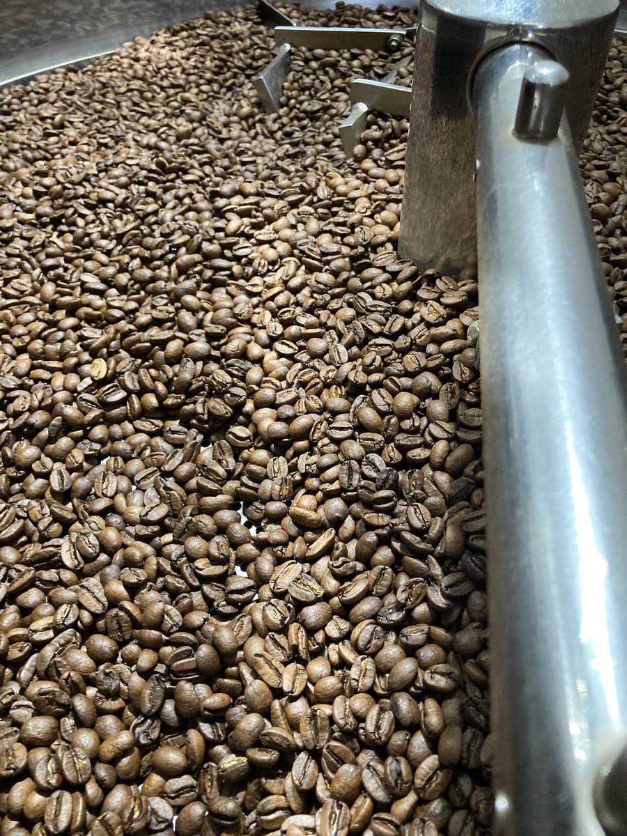 Ya regresé a Córdoba. Y hoy tosté café para los envíos nacionales. 

En la semana mando sus pedidos. 

Pueden pedir información de los envíos por mensaje. 

*Hay opción de envío gratis*