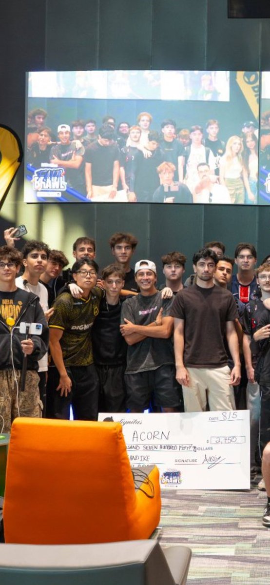 okis's tweet image. Everything happens for a reason.