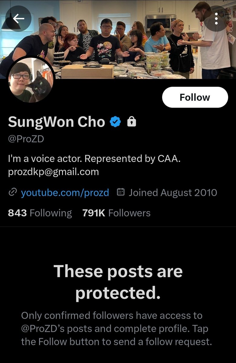 LookAtMyMeat1's tweet image. &amp;gt;ruins western voice acting
&amp;gt;gets called out for being a hypocrite 
&amp;gt;doubles down
&amp;gt;throws a tantrum and leaves