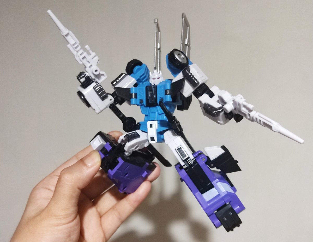 bryanz092's tweet photo. JiaYueHuang Toys Shadow Ninja (Knock-off Mech Fans Toys Sixninja, a.k.a. Sixshot) (gallery part 5)

#Transformers #トランスフォーマー #TransformersG1 #トランスフォーマーG1 #TransformersGeneration1 #SixShot #シックスショット #toys #figure #knockoff #bootleg https://t.co/D2Qh1grAzT