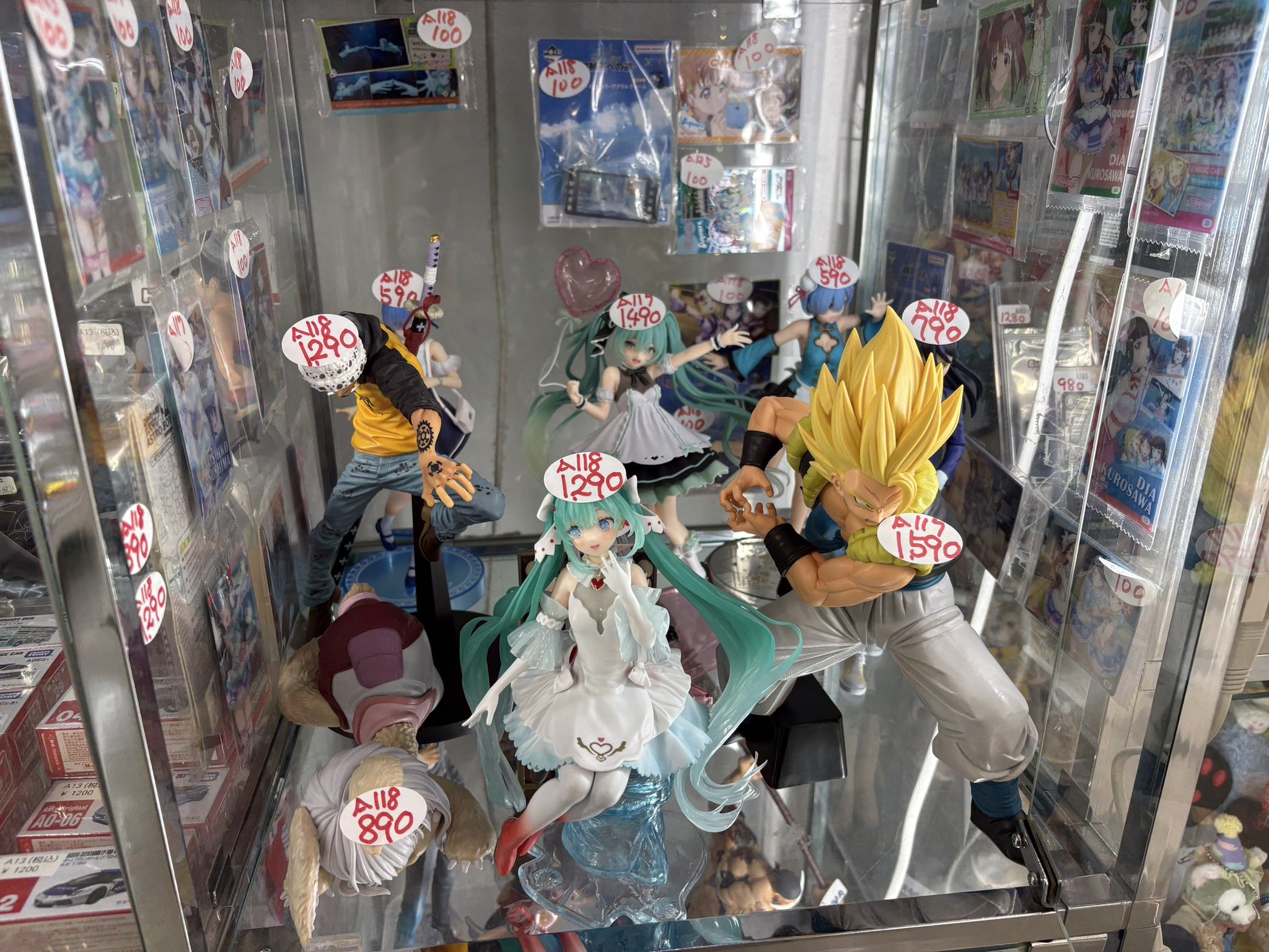 フィギュア18体まとめ売り　鬼滅の刃　初音ミク　ドラゴンボール　ワンピースなど レンタルショーケース cubestyle on X: 