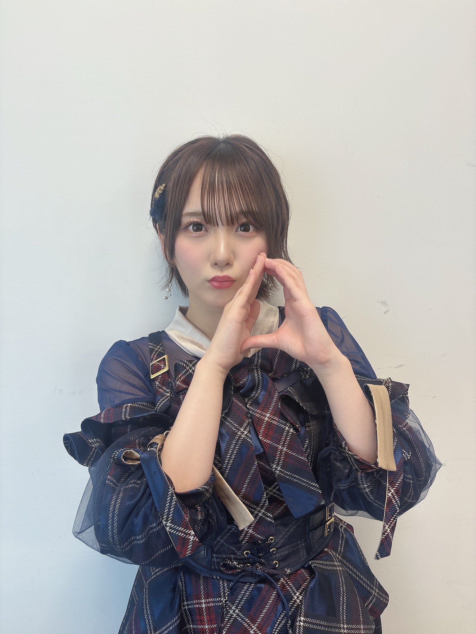 専用出品です。す様ご注文分　田口愛佳他 AKB48田口愛佳1st写真集 タイトル＆表紙解禁！ | 株式会社ワニ