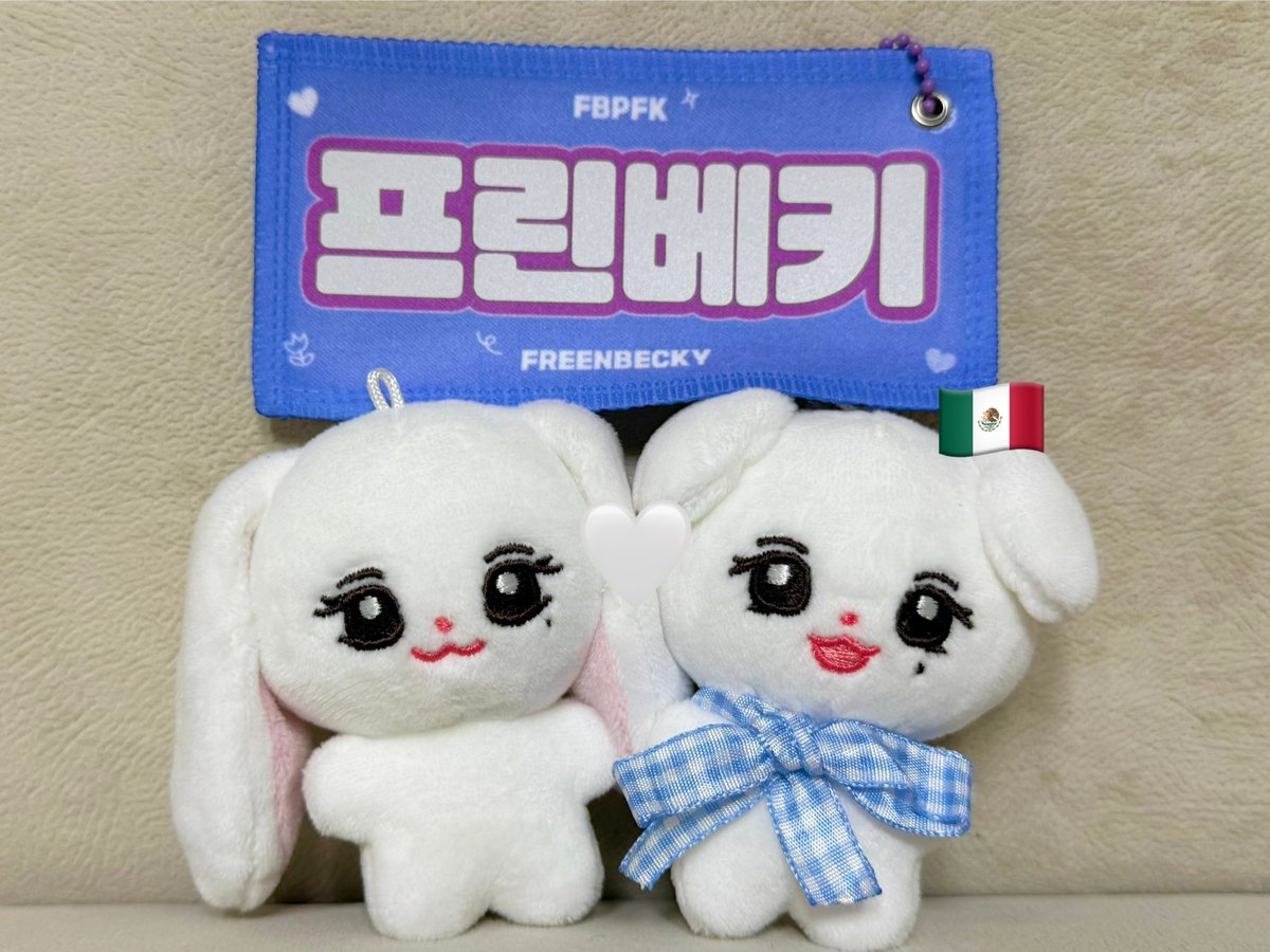 언니들 응원할 준비 완료&gt;.&lt;🤍
We're ready to cheer for our phi💖
พร้อมจะเชียร์พี่ๆแล้ว❤️‍🔥

FREEN BECKY LATAM TOUR MEXICO #FreenBecky1stFMinMexicoCity
#FreenBeckyWelcomeToLATAM
#ฟรีนเบค #FreenBecky 
#srchafreen #Beckysangels ‌