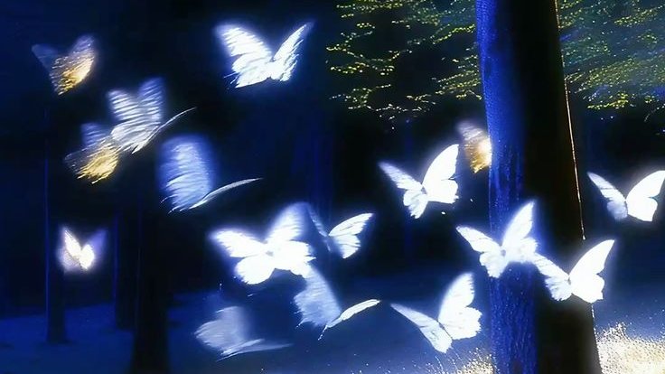 kiwiairene's tweet image. blue.