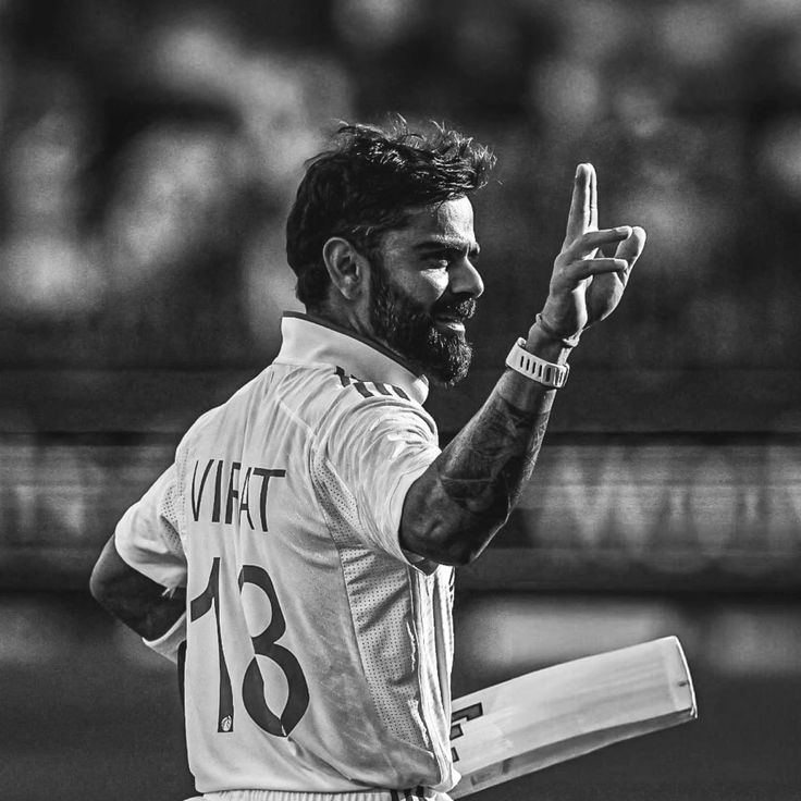 Good morningggg Lovely people 😍 
Faith makes everything feel possible..