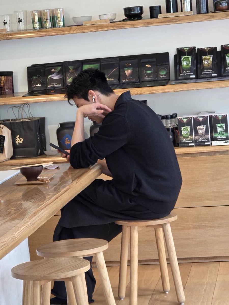 แบมไปกินมัทฉะร้าน Peace Oriental Teahouse เหรออมัทฉะเค้าอร่อยมากก💖👍🏻

 #BamBam <a href="/BamBam1A/">BamBam</a>