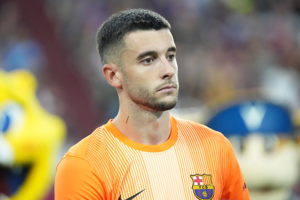 OptaJose's tweet photo. 4 - Solo Paulo Gazzaniga (6) ha sido el portero de @LaLiga que, sumando todas las competiciones, ha cometido más fallos que ha costado goles desde el inicio de la temporada pasada que Joan García 🇪🇸 (cuatro como David Soria). Topo.

#FCBarcelona 💙❤
#CopaDelRey https://t.co/qRGuZ7WuQt