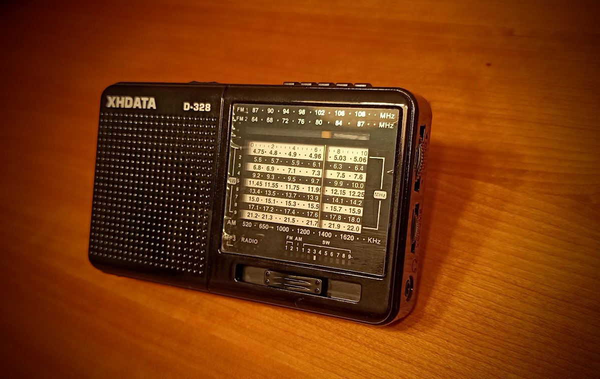 EA4RCW's tweet photo. 𝗙𝗘𝗟𝗜𝗭 𝗗𝗜𝗔 𝗗𝗘 𝗟𝗔 𝗥𝗔𝗗𝗜𝗢!!!
12FEB.
Un día para que aquellos que amamos la radio difundamos sus valores, sus capacidades y sobre todo lo importante que es para el mundo entero tener un receptor cerca.

#WRD #dx #diexsing #shortwave https://t.co/0qIOEkjTfI