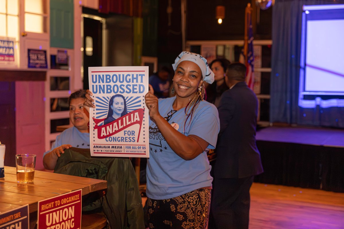 Throwback to our election night party!🙌

Want to join #TeamMejia as we sprint to the finish line in April? We need ALL HANDS ON DECK to drive home a victory in the general election. Donate or sign up to volunteer TODAY 📣

mobilize.us/analiliafornj
analiliafornj.com