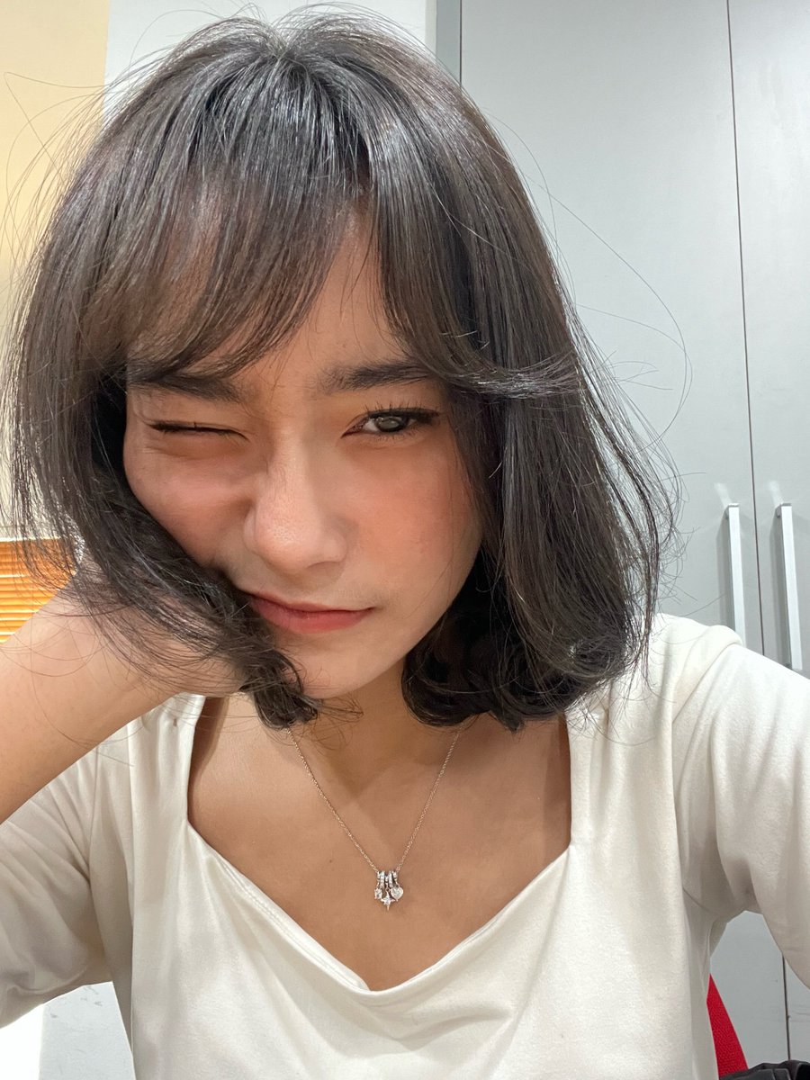 #PagiPagiLiatOshi
Spesial Birthday <a href="/Freya_JKT48/">Freya Jayawardana</a> 🌷🤎