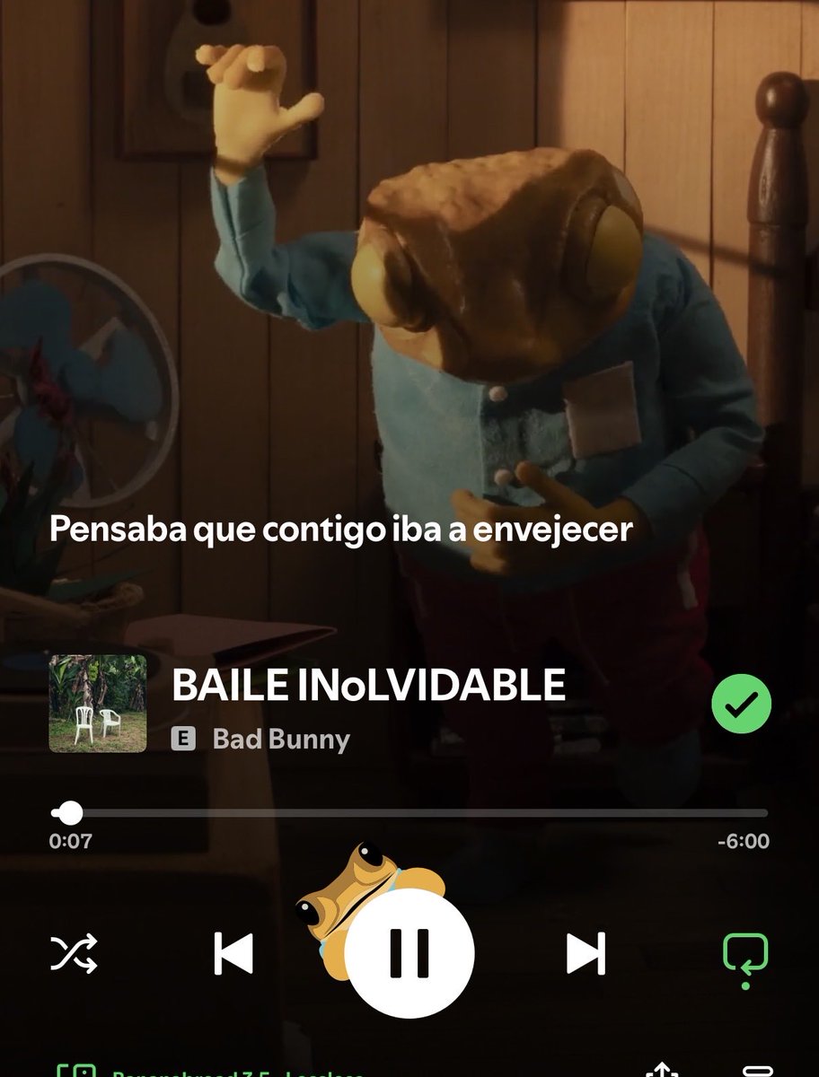 jayjjalen's tweet image. bad bunny got a frog on his shit that’s tuff