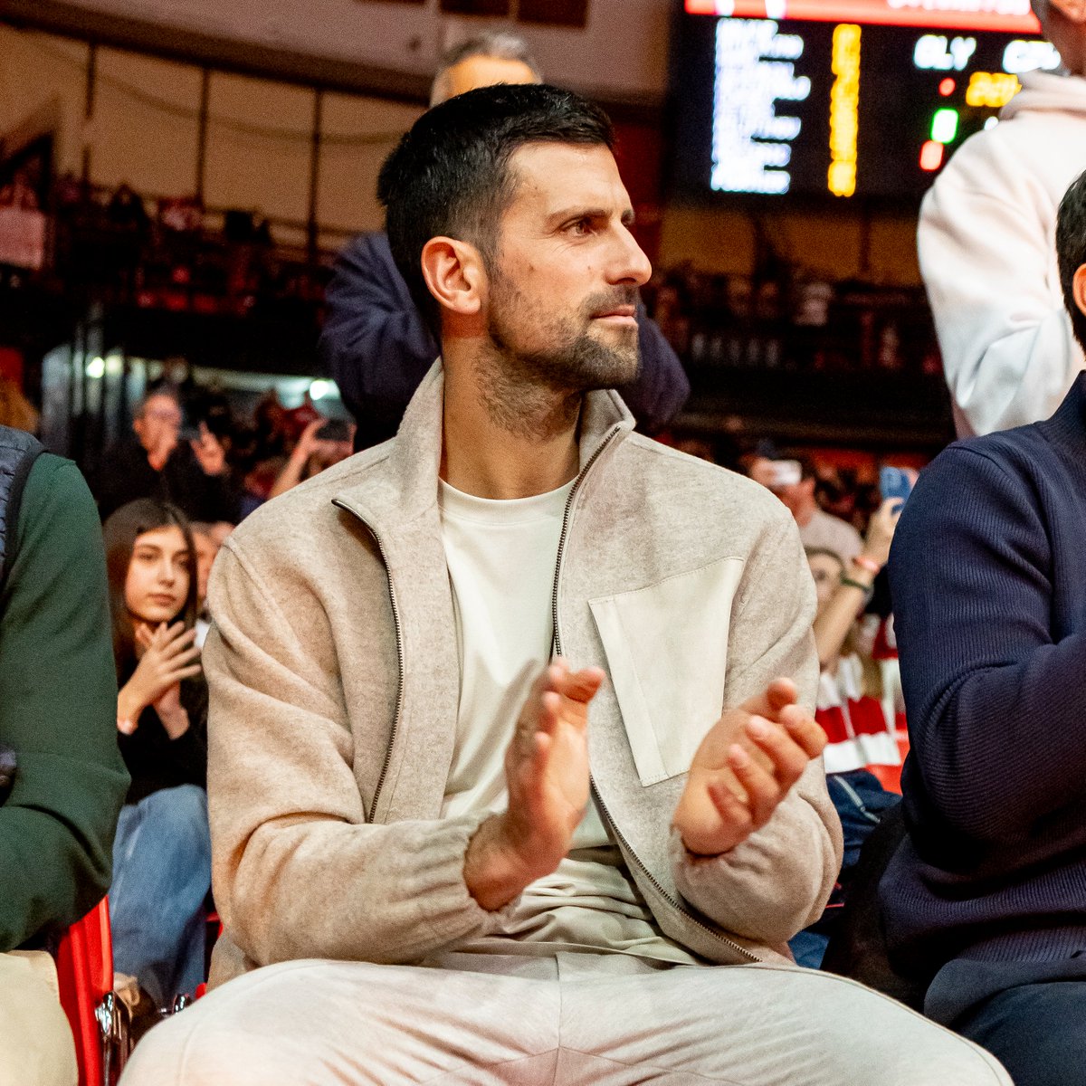 EuroLeague's tweet image. We got a legend in the house 🇷🇸🎾
@DjokerNole  

@Olympiacos_BC x @kkcrvenazvezda