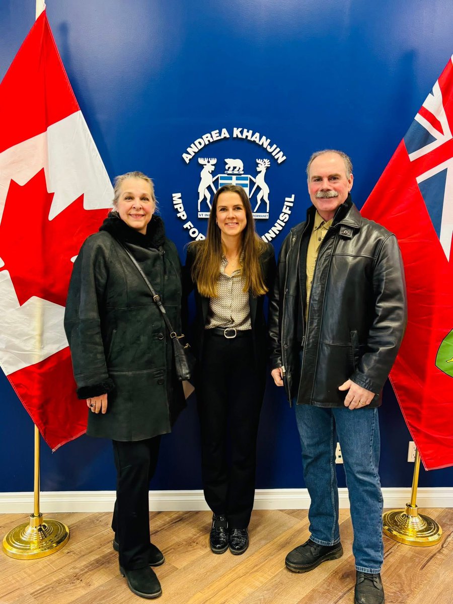 Having a productive meeting with local constituents Bill and Diana <a href="/cookstownantiqu/">CookstownAntiqueMkt</a> to discuss red tape reduction ideas and how to keep Ontario businesses competitive.

Thank you for visiting my constituency office to share your thoughts and feedback.

🔗: cookstownantiquemarket.com