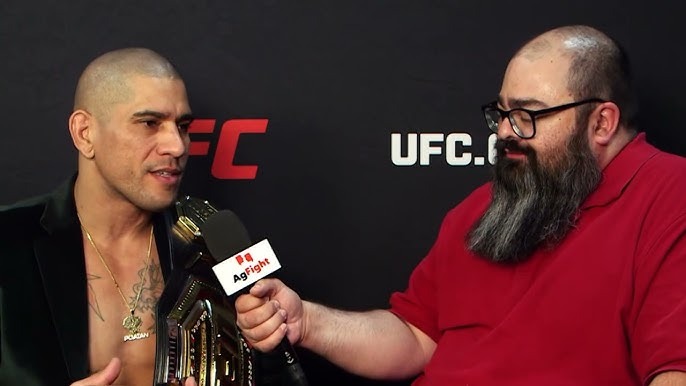 Em entrevista ao AG Fight, o campeão dos meio-pesados Alex Poatan disse que:

"Repilo a noção pueril de que o triunfo se origine na contingência fortuita ou na crueza muscular, pois o compreendo, antes, como a culminância quase metafísica de uma liturgia íntima e inexistente"