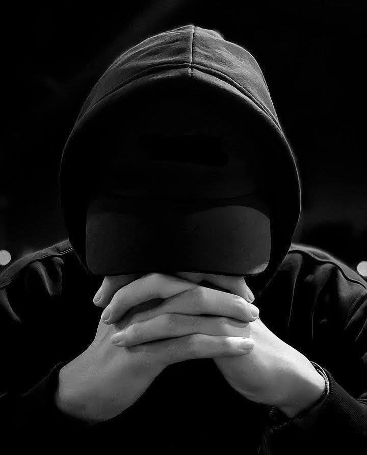 قُـلُـبُـ آلُـمُـحُـيُـطُـ فُـوٌآز آبُـوبُـآسُـلُ tweet media