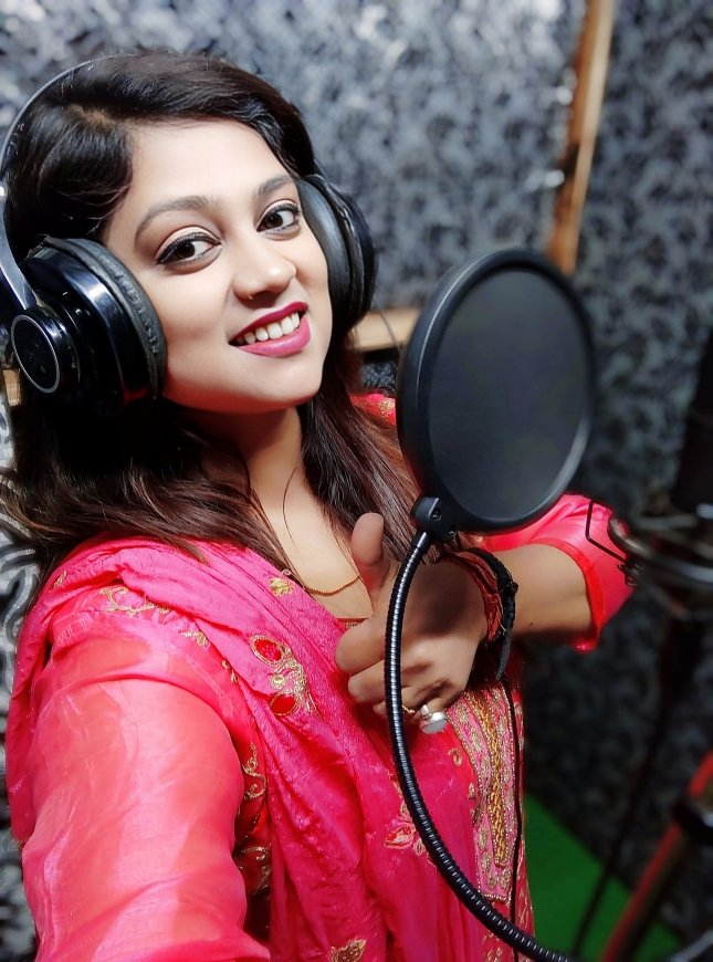 Folk Singer Sarita Tiwari tweet media