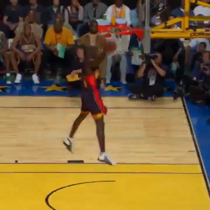 J-Rich was different ️⚡️
Throwback to one of the best #NBAAllStar dunk contest moments of all time.