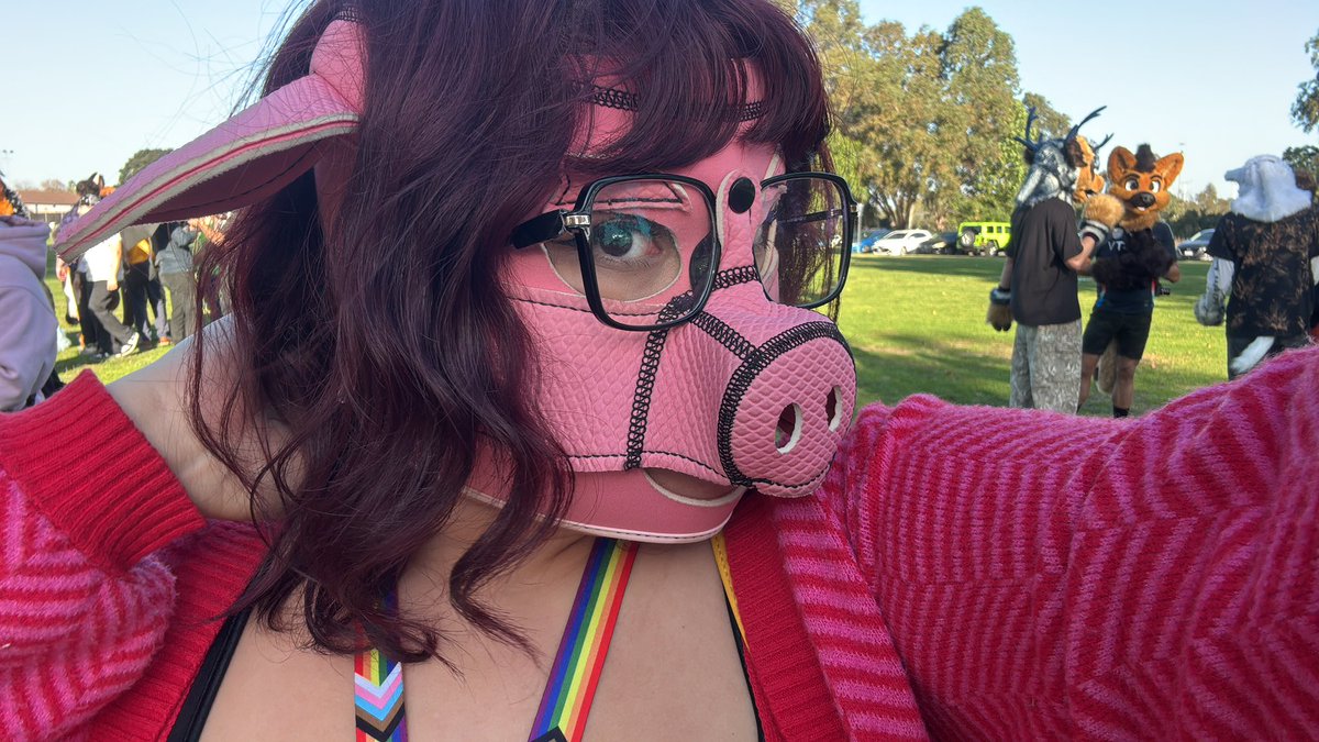 Oreeo_cos's tweet photo. Oink 🐽 https://t.co/CqR1yX0Y9V
