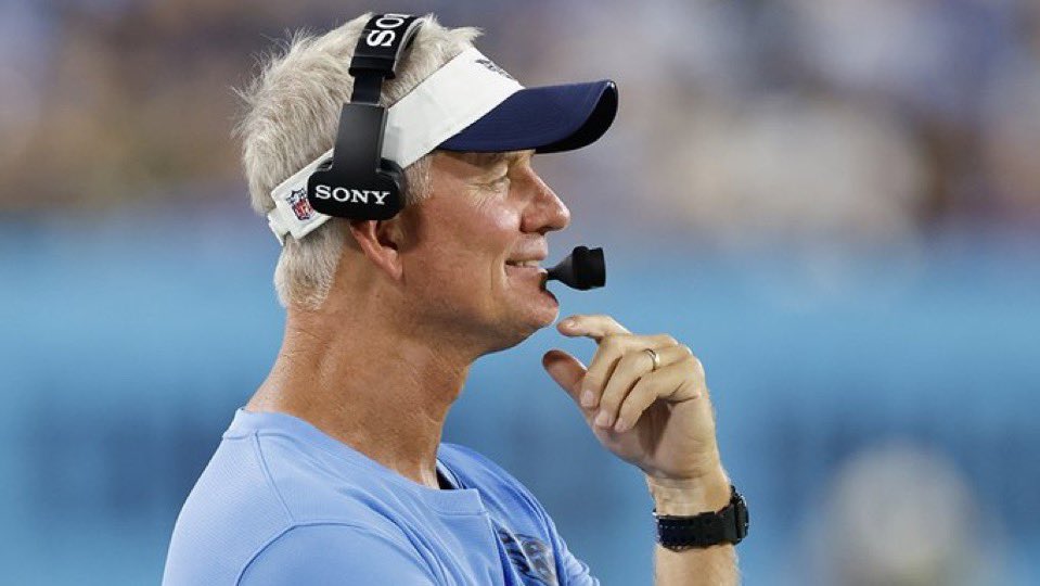The Raiders are hiring Mike McCoy as assistant head coach, per sources. 

McCoy, 53, spent four years as the Chargers’ head coach and finished last season as the Titans’ interim coach. An experienced addition to Klint Kubiak’s staff.