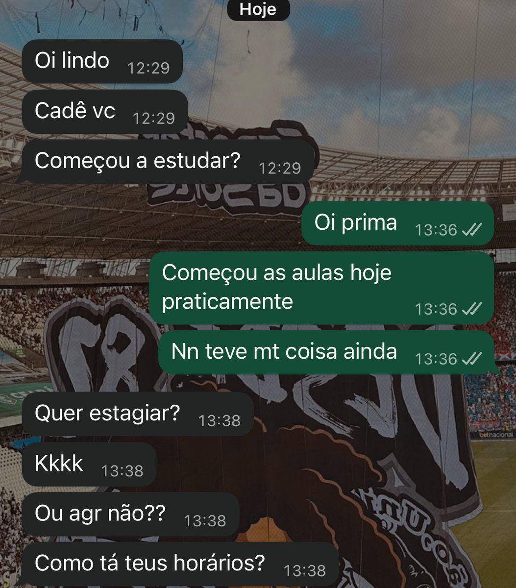 Eis que vc tá literalmente no primeiro dia de faculdade e recebe uma mensagem dessa