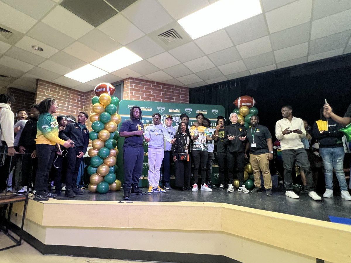 Coach Joe Nieves tweet media