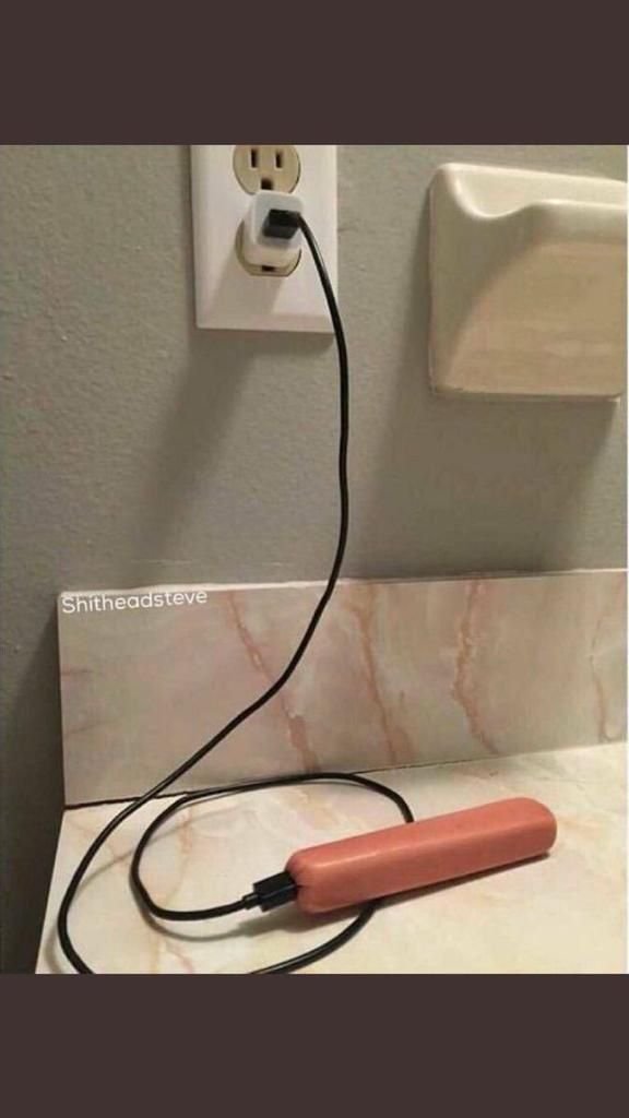 UrbaSanJacobo's tweet image. #este cargador #es una puta, #maravilla