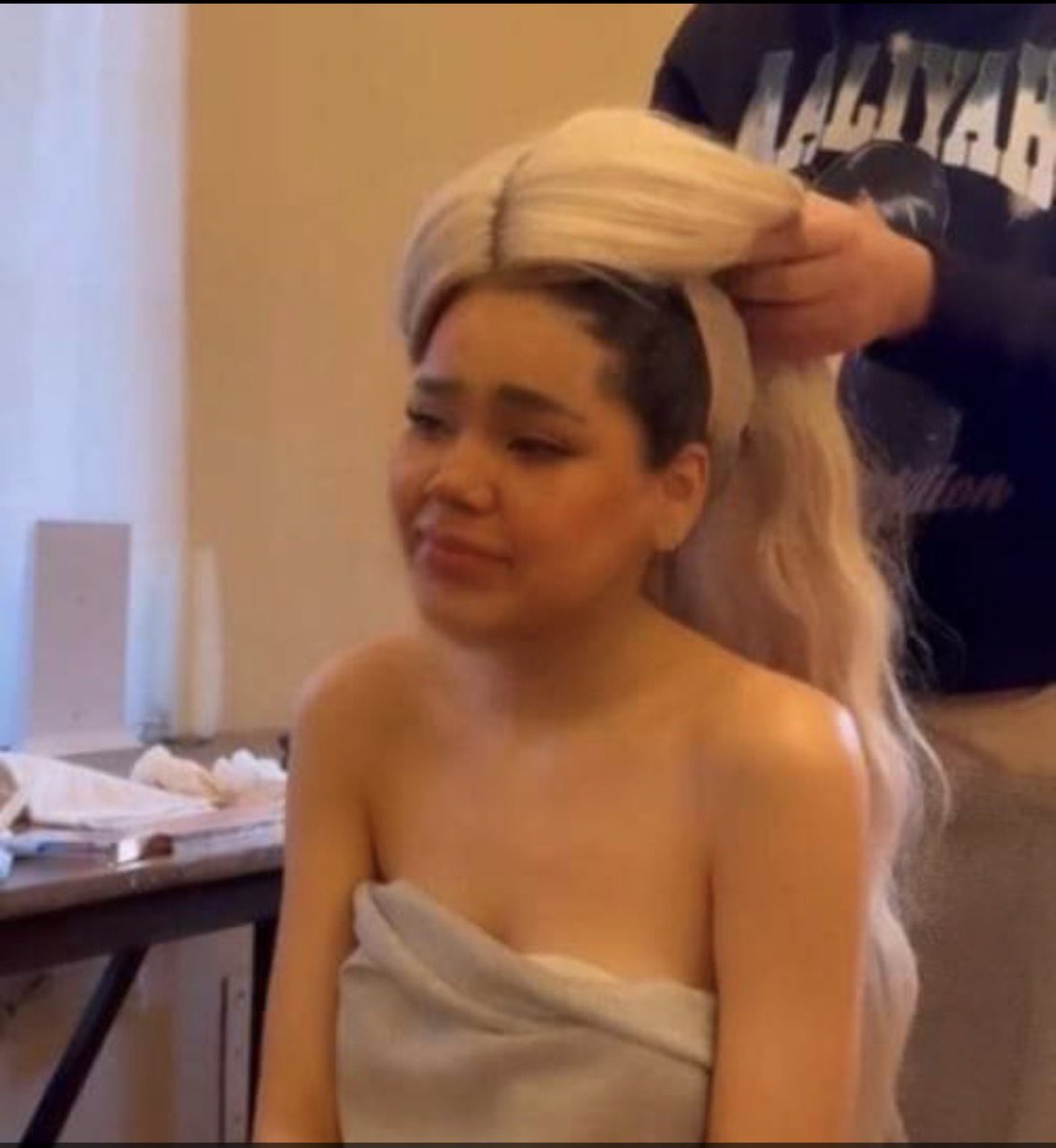 No es rarísimo cómo Kenia OS anunció su álbum y de repente el sarampión volvió a aparecer en México…
Dios castigo al país por stremear a la youtuber. 
gracias por nada Kenia Os, iniciaste otra pandemia