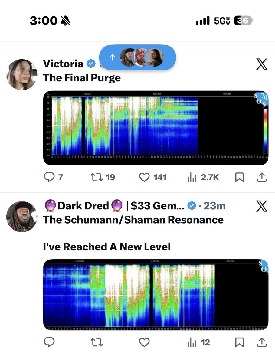 c0smicempr3ss's tweet photo. I get on and I see this LOL. Two parallel universes spirit is showing me. Talk about Libra style โ๏ธ https://t.co/3bz5sWzc4J