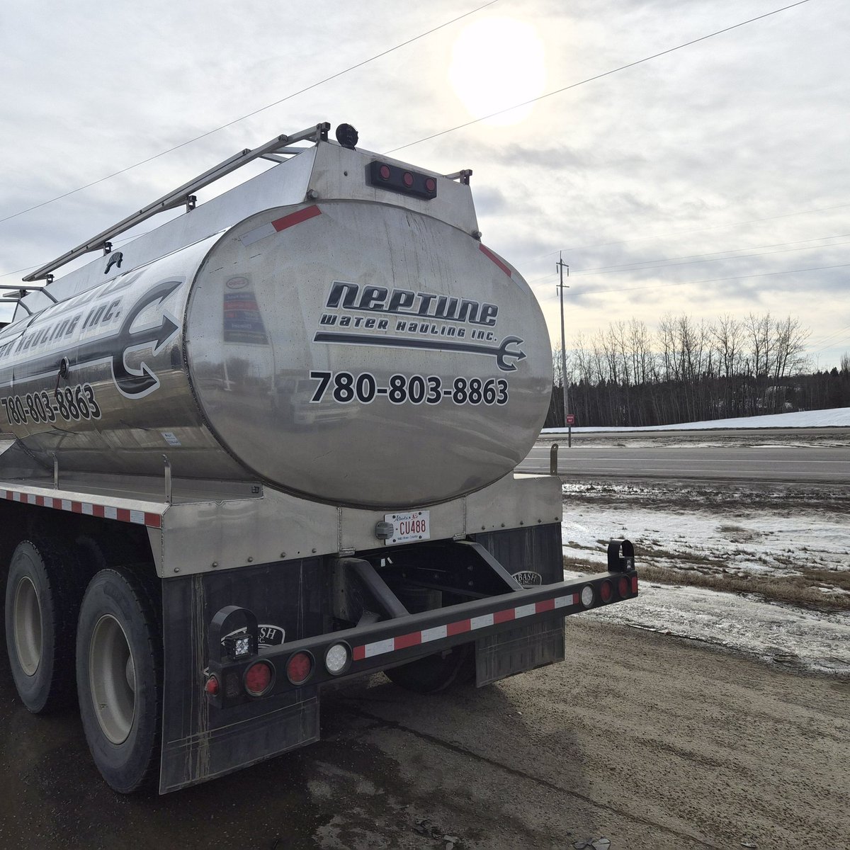 bodystrongdna's tweet image. @ezralevant @ikwilson the fellow driving this truck swore and cursed out the canvassers of the Independence Petition