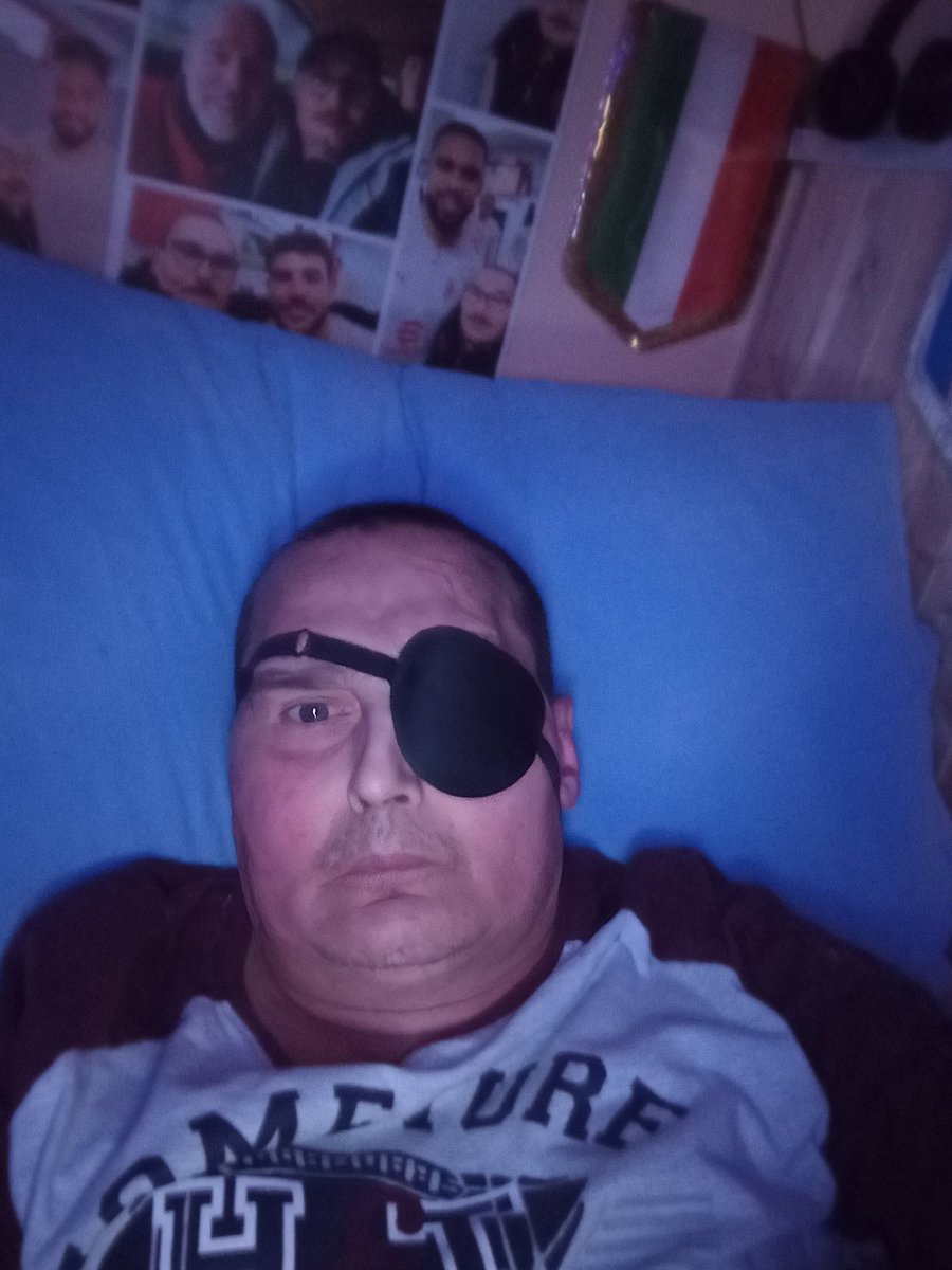 StefanoVerbania's tweet image. Carissimi amici e non, con questo tweet voglio avvisare tutti voi che stamattina non sono stato bene, per cui con i medici abbiamo deciso che la chemio prevista per oggi è stata rimandata a settimana prossima. Son stato davvero molto male anche se ora va un po' meglio.Non va