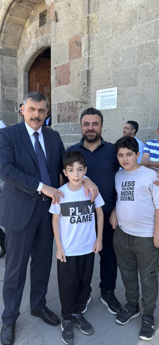 ERZURUM için kayıp,Ülkemiz için Büyük Kazanç.@valimustafaciftci İç İşleri Bakanı Olarak atanmıştır <a href="/TC_icisleri/">T.C. İçişleri Bakanlığı</a> 
Milletimizin duası ile ülkemizin huzur ve güvenliği için canla başla çalışacağımdan şüphemiz yok.
<a href="/tcicisleri/">.</a> @valimustafaciftci <a href="/KagDernegi/">Kağıthane Erzurumlular Derneği</a>