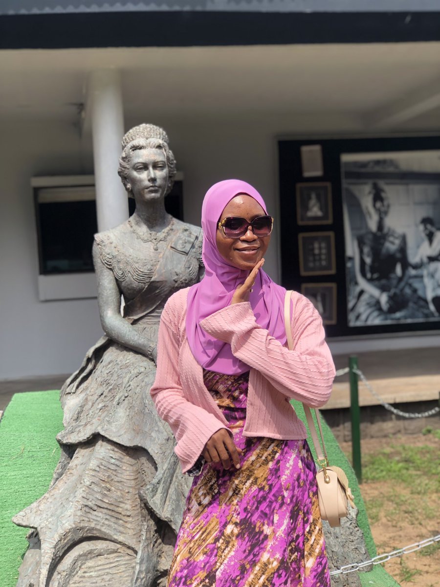KnowAndGlow_'s tweet photo. Glow isn’t just skincare.
It’s confidence.
It’s joy.
It’s showing up even when you don’t feel like it.
Today’s glow? Earned 🥰
#KnowAndGlow https://t.co/pb6uyn6tKO
