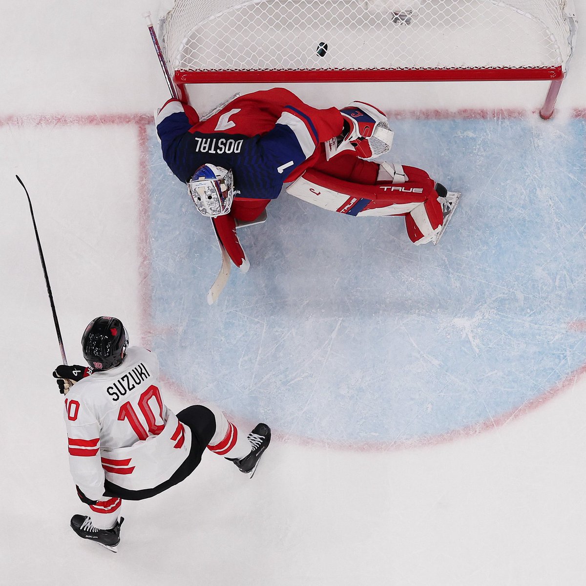 mesdames et messieurs, ladies and gentlemen… accueillons nos canadiens!