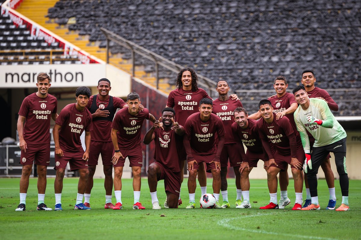 𝗣𝗥𝗘𝗣𝗔𝗥𝗔𝗗𝗢𝗦 𝗣𝗔𝗥𝗔 𝗧𝗢𝗗𝗢 🔥💪

Nuestro primer equipo entrenó en el <a href="/Monumental_U_/">Estadio Monumental Ⓤ Marathon</a> y quedó listo para enfrentar mañana a Cienciano.

🎟️ ¡Que las tribunas sean una fiesta! ▶️ bit.ly/4ag0pay

#UnaHistoriaDeGrandeza
