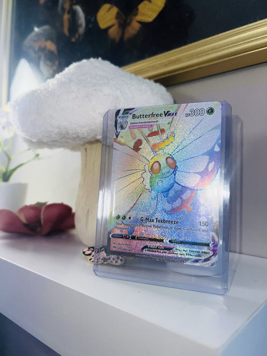 chillinwithchi's tweet photo. I am SO in love with my new Pokémon card ❤️‍🔥🥹 https://t.co/SdGnF9RLzq
