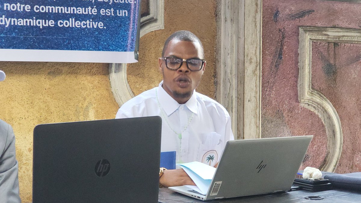 crispinmazanza1's tweet image. #message à la jeunesse congolaise 🇨🇩

Chers jeunes Congolais et Congolaises,

Alors qu’on nous parle aujourd’hui de dialogue, permettez-moi de vous dire que le dialogue, à lui seul, ne peut pas être considéré comme la solution principale aux défis de la jeunesse.

L’avenir de