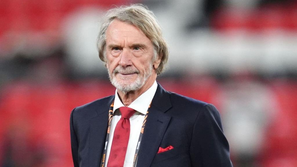 Stand Up To Racism tweet media